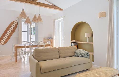 Feet in the water, 100 m from the city center - Photo 25