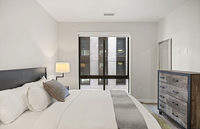 Placemakr Cathedral Heights - Photo 40