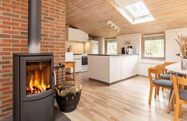8 Person Holiday Home in Albaek - Foto 14