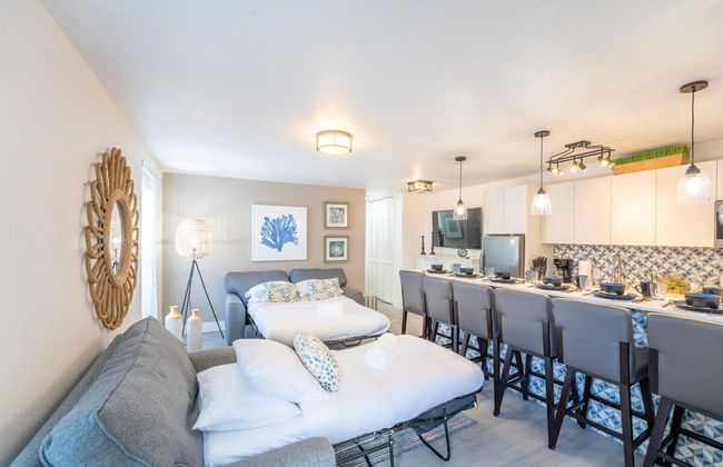 ONE Bedroom Apartment - Photo 74