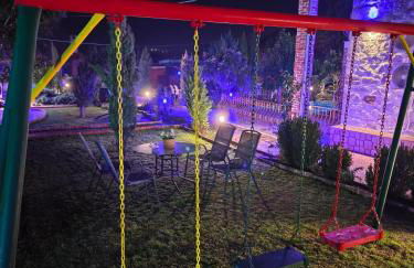 Eleni De Lux - Photo 13