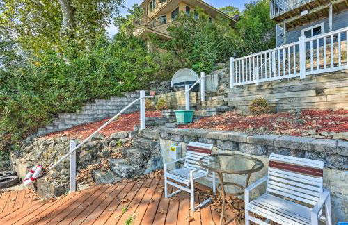 Spacious Lakefront House With a Private Dock - Foto 32