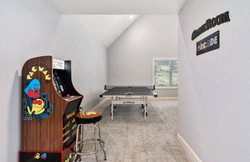 New Home, Dock, Home Theatre Projector, Hot Tub, Fire Pit, Kayaks - Foto 9