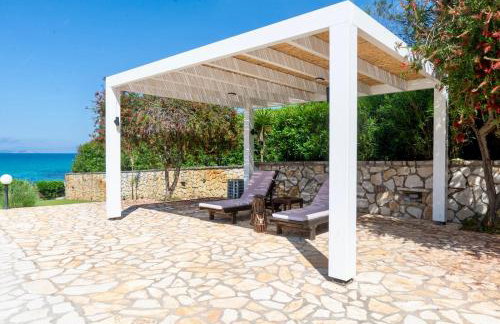 Beachfront Villa Victoras - With private beach - Foto 19