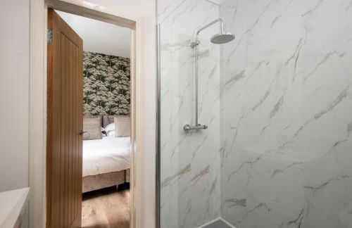 Northumberland Hot Tub Haven for 10 in 5 ensuite bedrooms - Photo 10