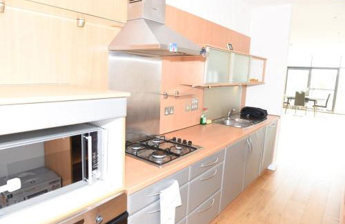 Glasgow Hydro Apt with Great Views - Foto 13