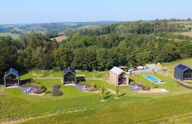 Lodge in Durbuy With Hot Tub & Valley Views - Photo 9