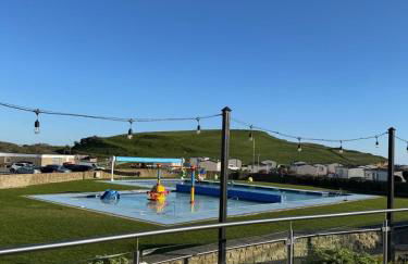 Static Caravan on the Jurassic Coast at Freshwater Beach Holiday Park - Photo 40