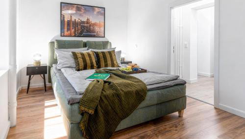 The Düsseldorfer, 1 BR, 1 living room, group & family friendly, ideal for 2 - 4 Guests - Photo 1
