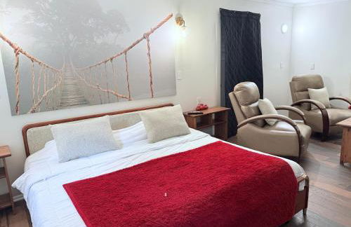 Charming Romantic Lakefront Cottage or Guest Room Depending on Availability Near Golf - Foto 33