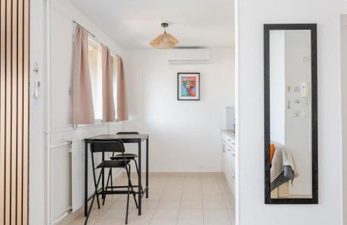 Cozy Retreat with Balcony - Lyon PartDieu TGV, Rhonexpress Airport - Photo 13