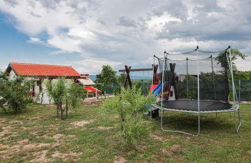 Villa Ena with Pool & Jacuzzi - Photo 38