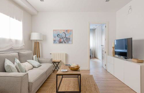 Avenida América - Cama King, AC, junto a la estación - Foto 4