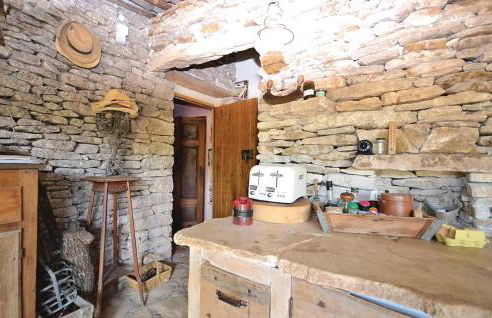 1 Bedroom Beautiful Home In Saignon - Foto 14