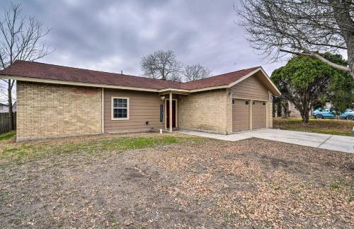 Pet-Friendly San Antonio Home w/ Yard & Patio! - Foto 23