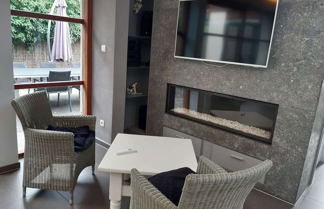 Villa Stay With Pool & Sauna - Foto 47