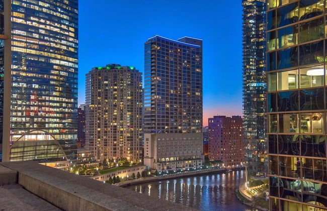 The Stratus - Vibrant Studio in Heart of Downtown - Foto 19