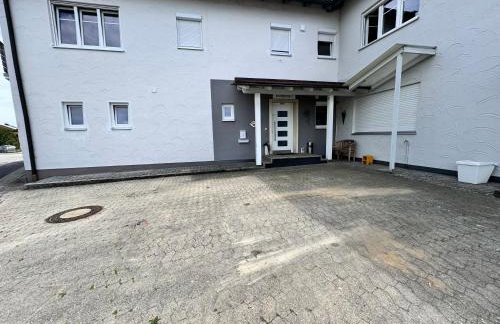 V Apartment 4 Personen - Monteurzimmer - Ferienwohnung - Kronwieden - Foto 2