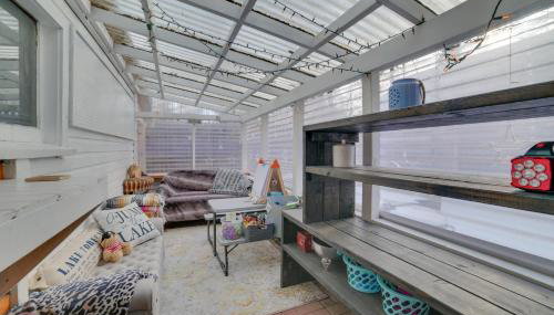 Family-Friendly Cabin Walk to Lake Access! - Foto 3