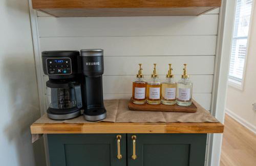 Less than 1mi to Square, SW, EV Plug, Boutique Comfort - Foto 17