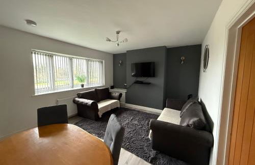 Cosy, Modern Home Near BHX, NEC and City Centre - Foto 1