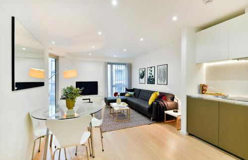 Madison Hill - Clapham South 1 - Two bedroom flat - Photo 3