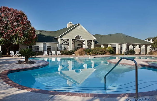 Spacious 2BR King Suite w Gym Pool Close to DT - Foto 27