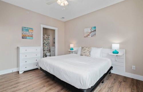 Private Hot Tub The Perch 14 Patio 2BR Downtown - Foto 9