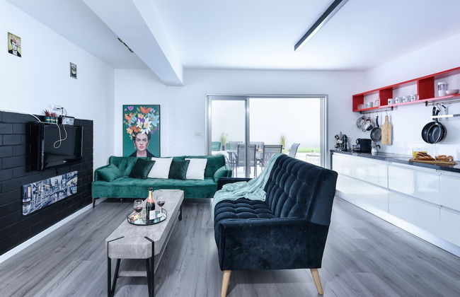 Beautiful Interior with Private Outdoor - Foto 6