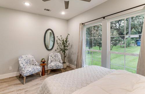 Hot Tub, Fire Pit! High-End Cedar Creek Lake Haven - Foto 18