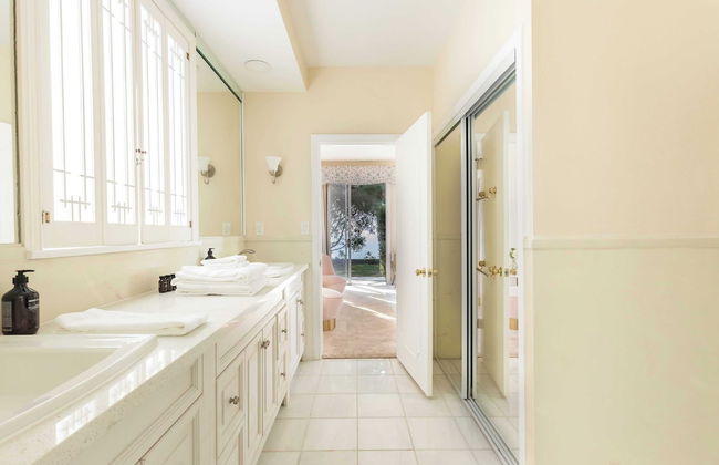 Vista by Avantstay Stunning Estate w/ Views of the Pacific Ocean Pool & Spa - Foto 18