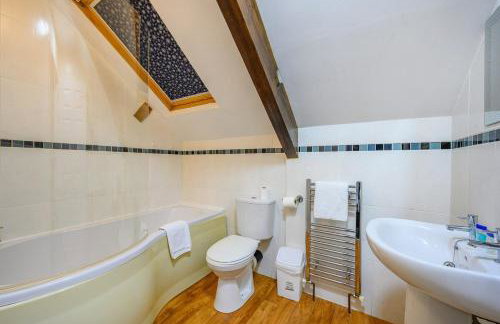 RB1GH- Cosy, Free Parking & Fast Wi-Fi Stay - Foto 4