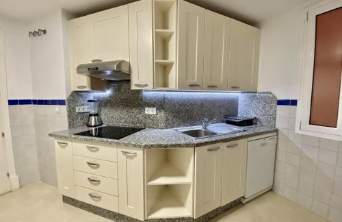 YOLO Spaces - Sotogrande Marina Duo Apartment - Foto 40