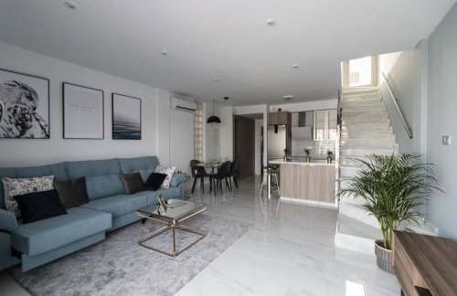 LUXURY 3 BED, 2 BATH DETACHED VILLA, PRIME LOCATION, ONLY 400 MTRS TO THE BEACH - Foto 16