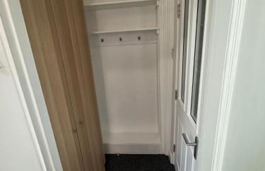 The Newcastle Residence Cozy & Modern Flats in The Park Estate - Photo 13