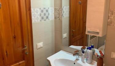 Esclusivo chalet immerso nel verde - Foto 4