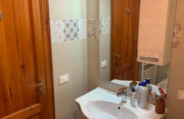 Esclusivo chalet immerso nel verde - Foto 4