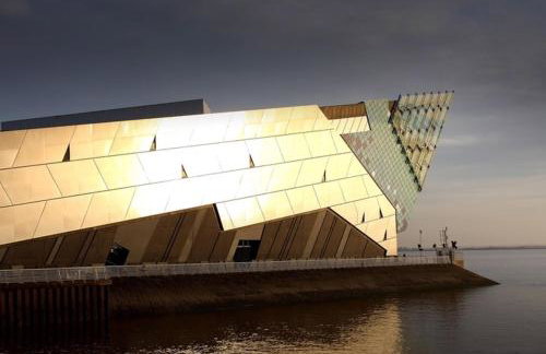 Boutique 1 Bdrm Duplex Suite on Marina 305 - Foto 11