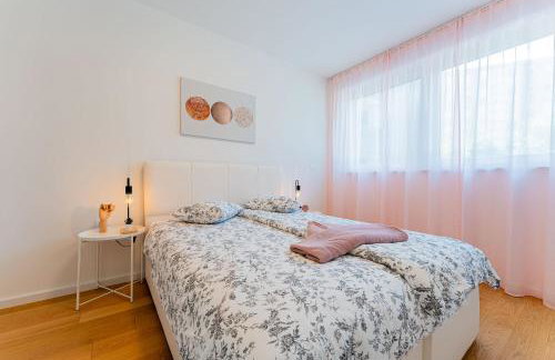 Flex SelfCheckIns 149 - Zagreb - Bedroom - Garage - Loggia - Foto 4