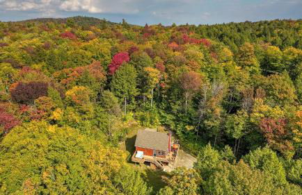 Mt Snow Home with Privacy Hot Tub Firepit - Foto 60