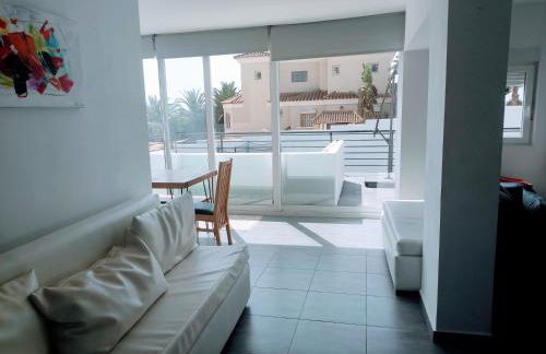 Torreguadiaro Villa - 2 mins walk from the bars and restaurants - Foto 23