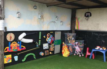 Rew Farm Country & Equestrian Accommodation - Sunrise Lodge - Foto 49