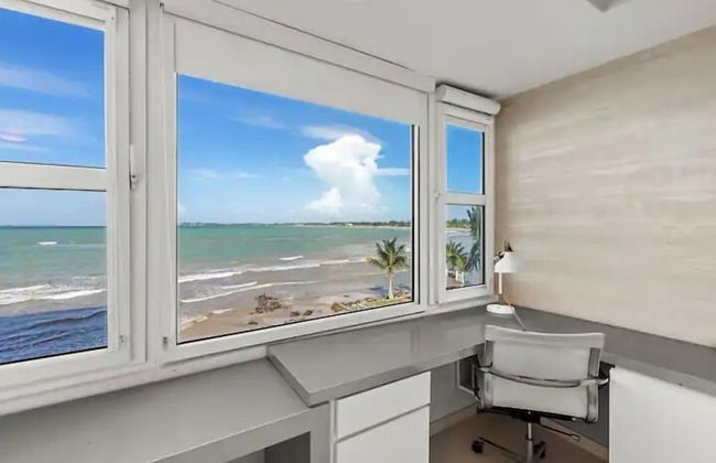 Beach Front Amapola SeaSide Apt - Photo 3