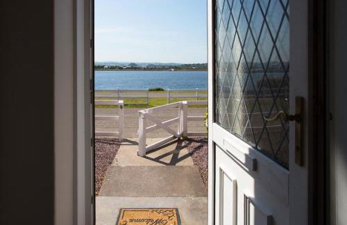 Shore View Cottage - Photo 3