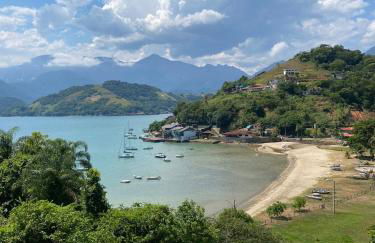 Exclusivo flat 2 quartos à beira-mar com vista panorâmica - Foto 9