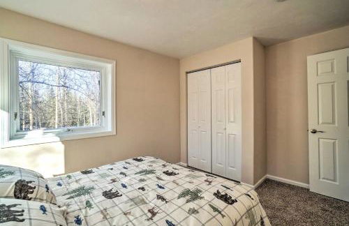 Peaceful Mountain-View Home - Walk to Kenai Lake! - Foto 21