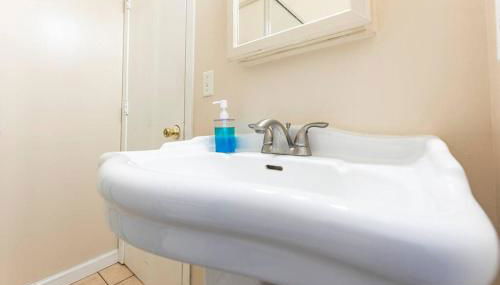 A+ 2 BR Victorian Home away from Home - Foto 3