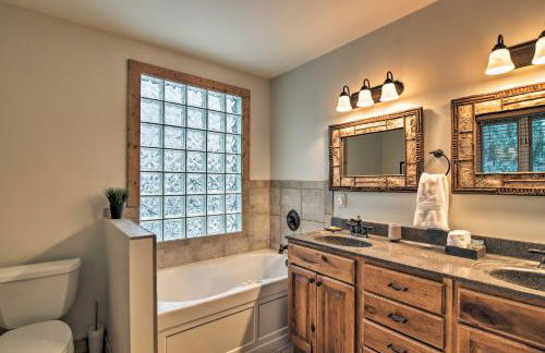 Cabin with Fireplace and Mountain Views 5 Mi to Boone - Foto 15