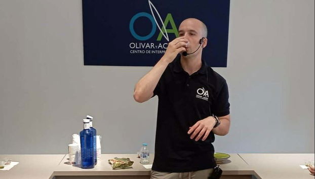 Degustando el aceite