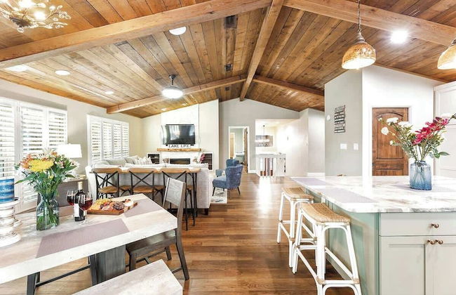 Luxury on Lake LBJ With Hot Tub Firepit & Boat Slip - Foto 5